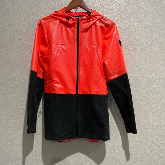 NWOT Under Armour Jacket - Picture 4 of 15